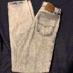 Vintage 1980’s Levi’s acid wash Mom jeans 30x34